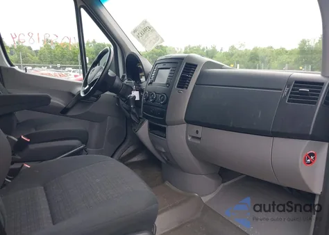 2014 Mercedes-Benz Sprinter 2500 High Roof from USA, damaged, VIN WDZPE8CC3E5939674